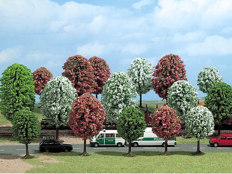 Busch Frühlingsbäume ca. 70 - 125mm hoch 16 Stück 6484